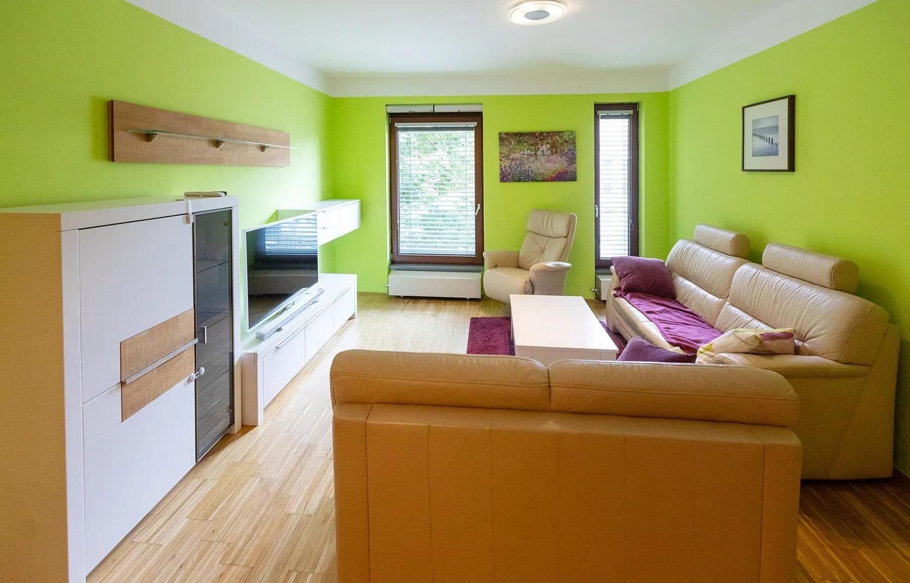 Prenájom bytu 2-izbový 80 m², Rohanské nábřeží, Praha, Praha Prenájom bytu 2-izbový 80 m², Rohanské nábřeží, Praha, Praha