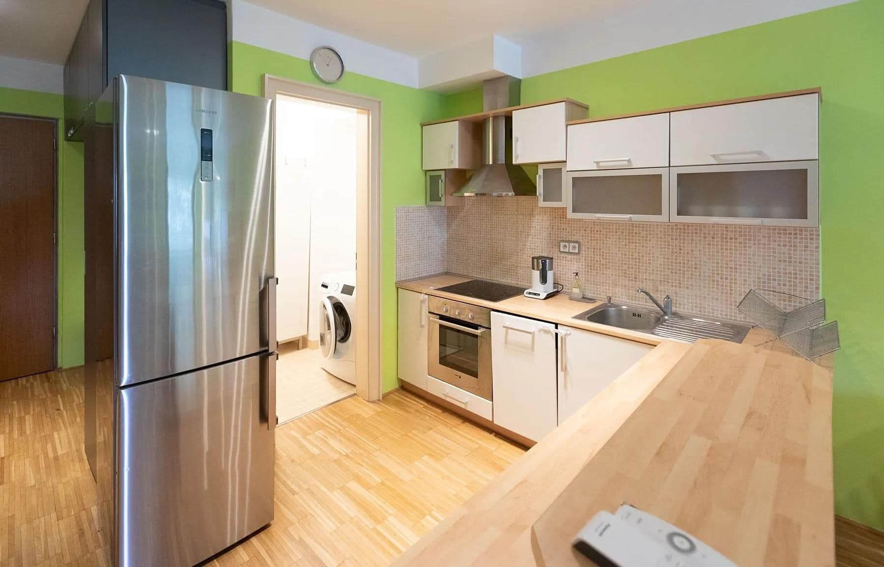 Prenájom bytu 2-izbový 80 m², Rohanské nábřeží, Praha, Praha Prenájom bytu 2-izbový 80 m², Rohanské nábřeží, Praha, Praha