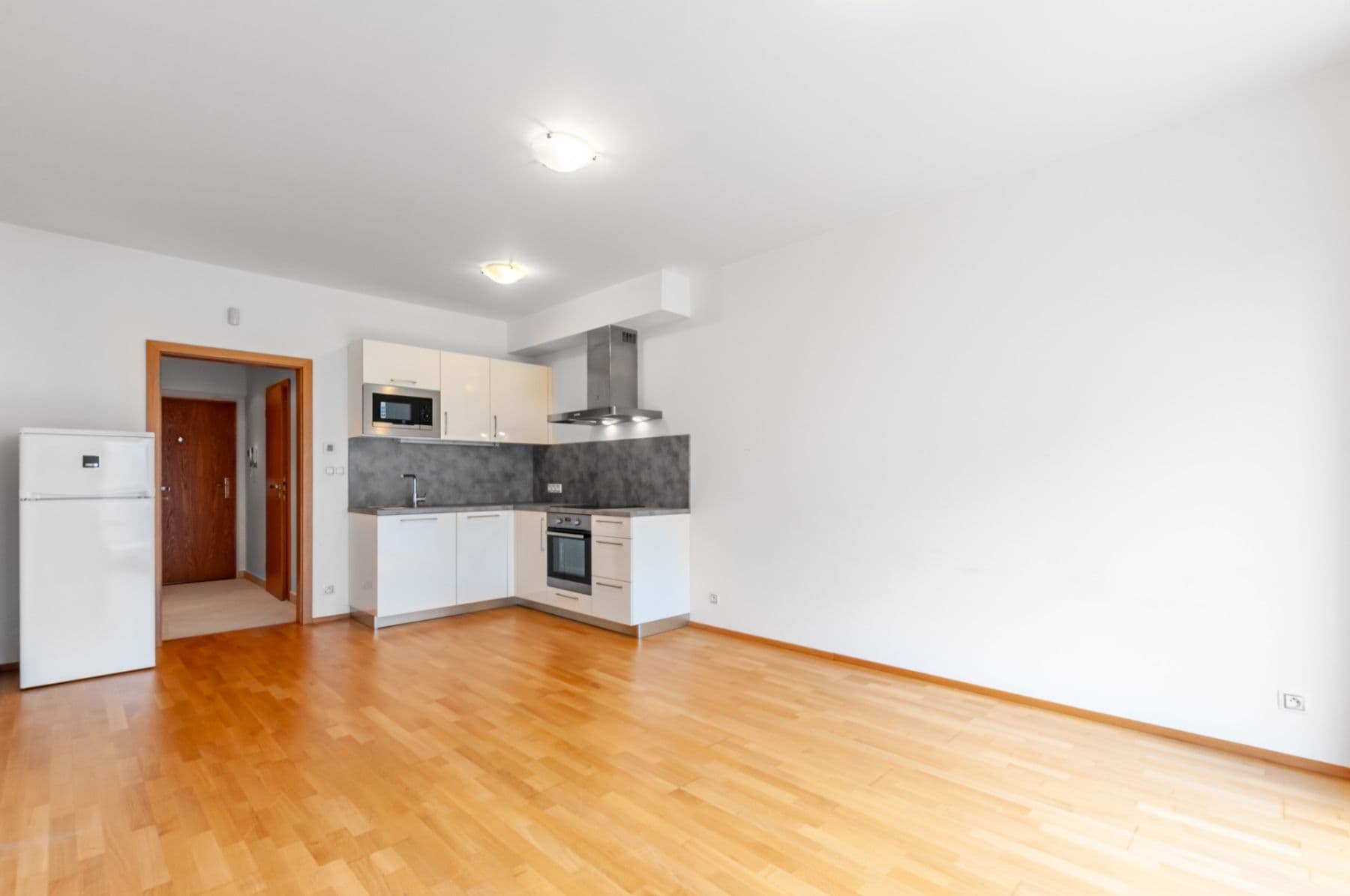 Prenájom bytu 1-izbový 32 m², Patočkova, Praha, Praha Prenájom bytu 1-izbový 32 m², Patočkova, Praha, Praha