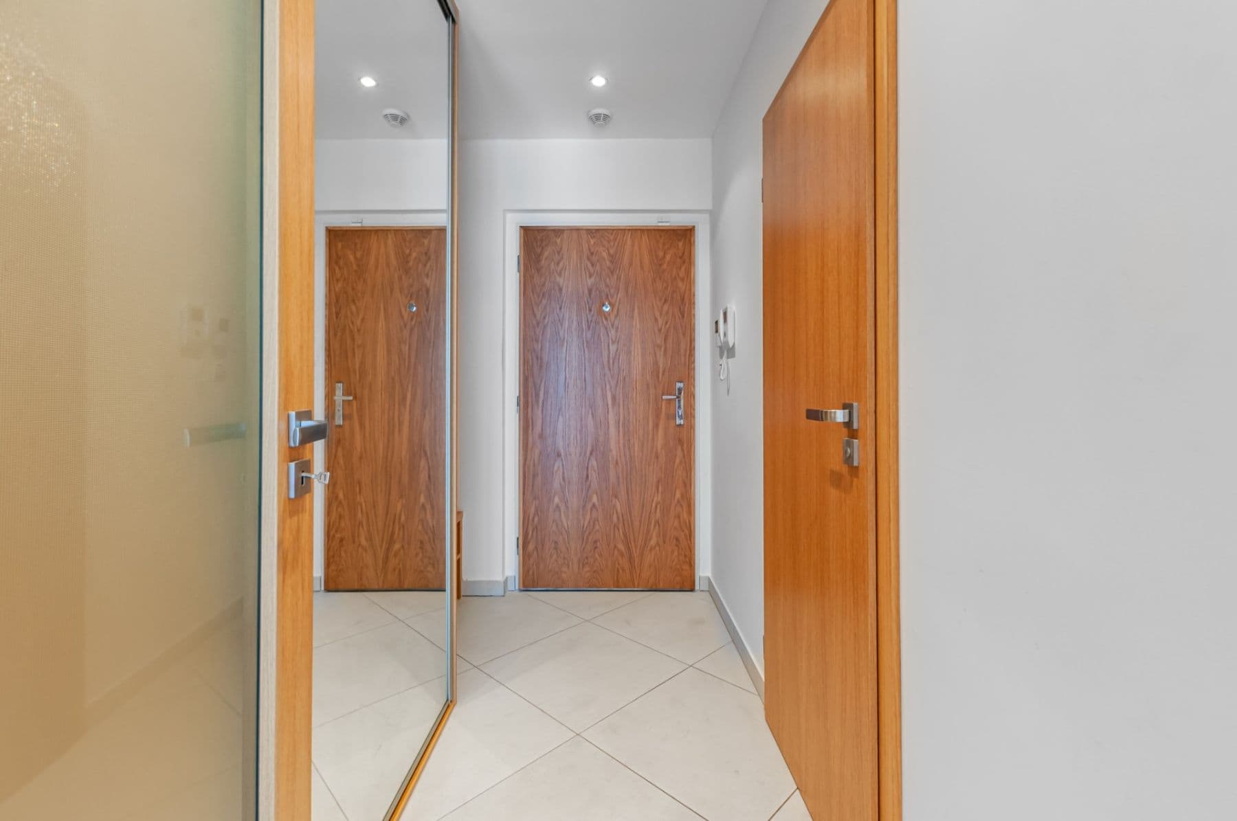 Prenájom bytu 1-izbový 32 m², Patočkova, Praha, Praha Prenájom bytu 1-izbový 32 m², Patočkova, Praha, Praha