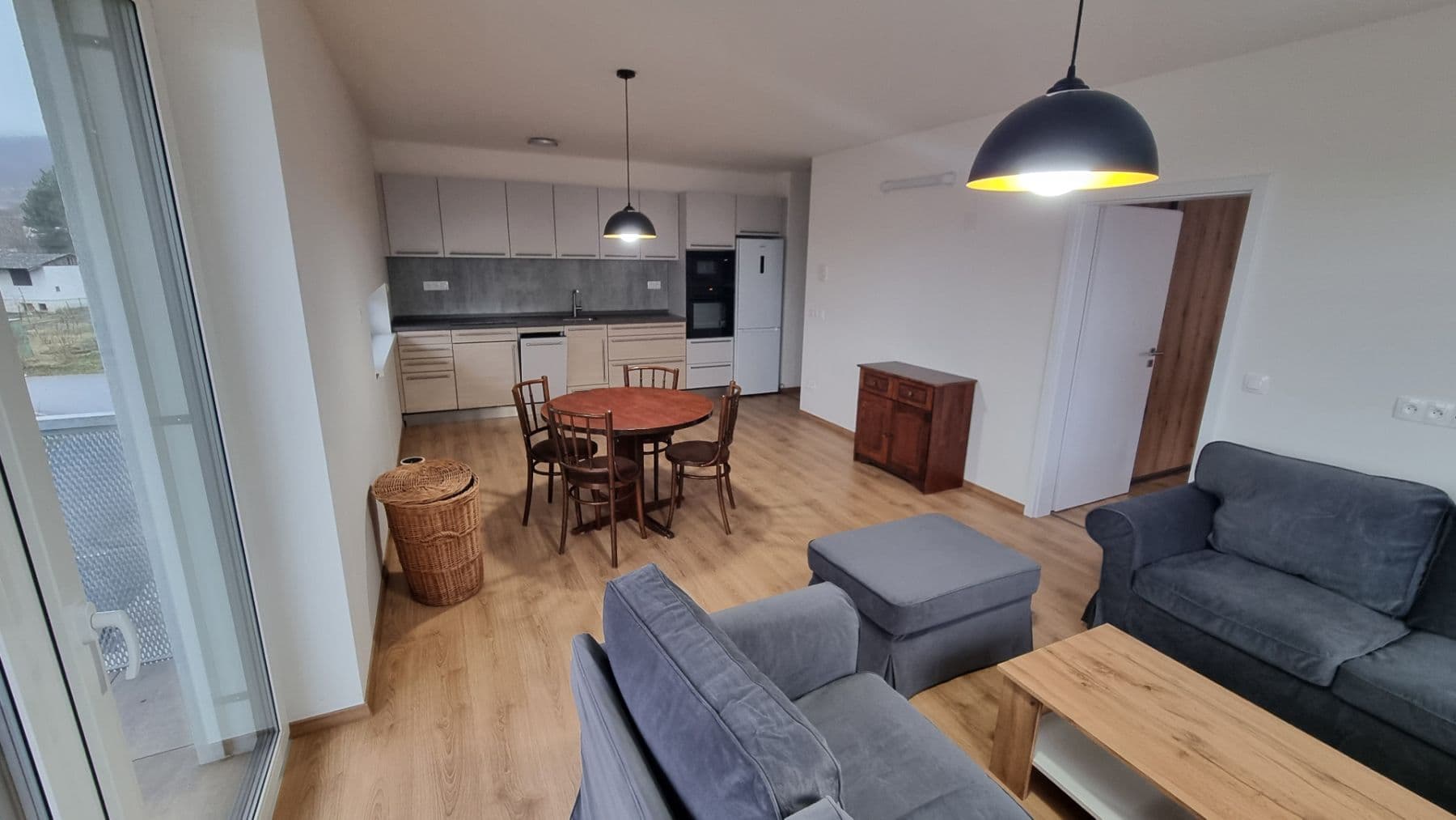 Prenájom bytu 2-izbový 57 m², Nové Mesto, Bratislavský kraj Prenájom bytu 2-izbový 57 m², Nové Mesto, Bratislavský kraj