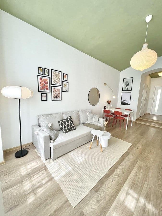 Prenájom bytu 42 m², Rumunská, Praha, Praha Prenájom bytu 42 m², Rumunská, Praha, Praha