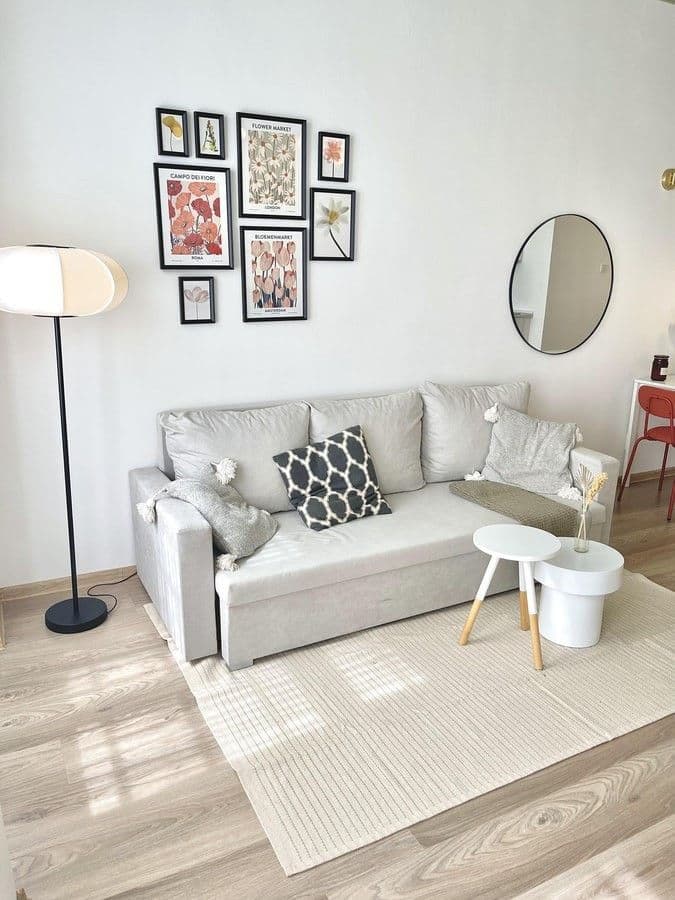 Prenájom bytu 42 m², Rumunská, Praha, Praha Prenájom bytu 42 m², Rumunská, Praha, Praha