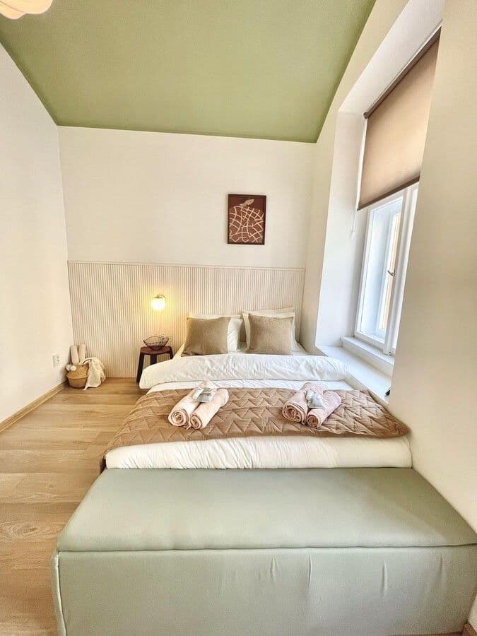 Prenájom bytu 42 m², Rumunská, Praha, Praha Prenájom bytu 42 m², Rumunská, Praha, Praha