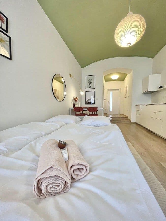 Prenájom bytu 42 m², Rumunská, Praha, Praha Prenájom bytu 42 m², Rumunská, Praha, Praha