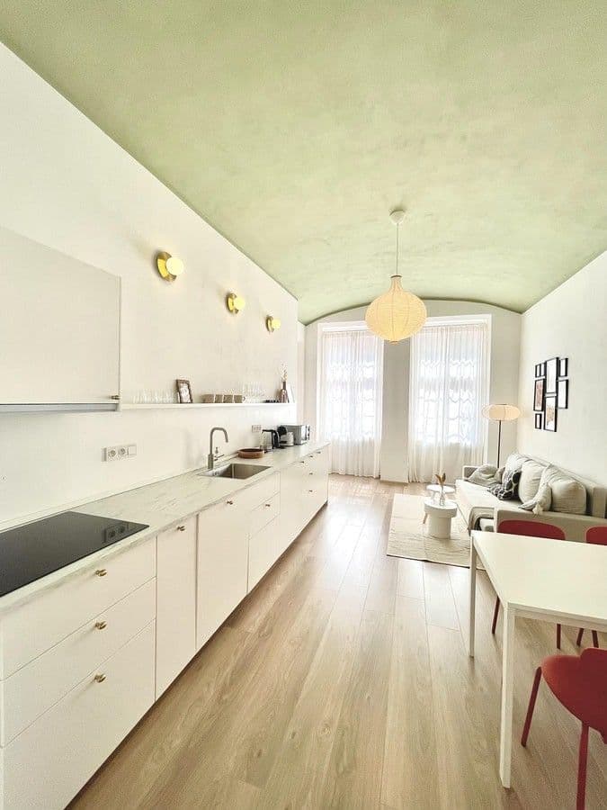 Prenájom bytu 42 m², Rumunská, Praha, Praha Prenájom bytu 42 m², Rumunská, Praha, Praha