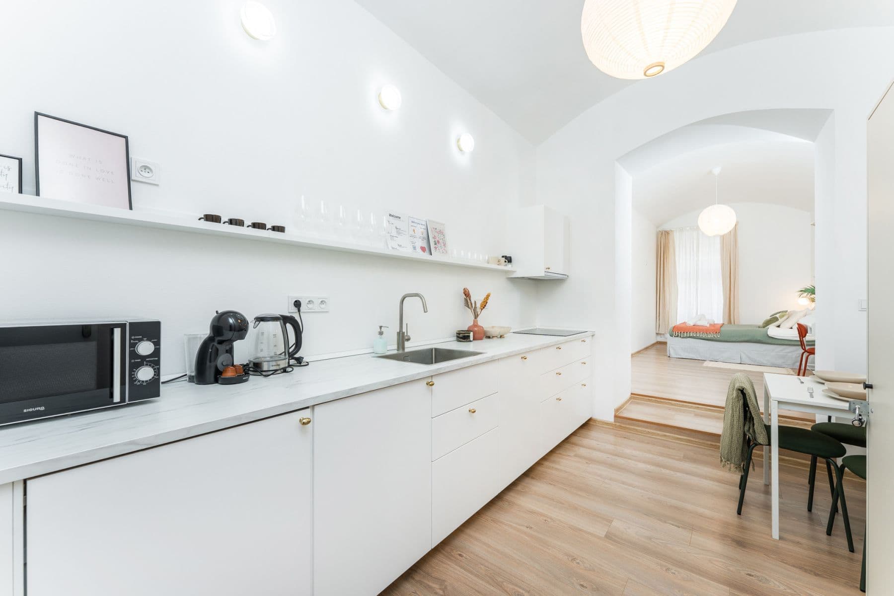 Prenájom bytu 29 m², Rumunská, Praha, Praha Prenájom bytu 29 m², Rumunská, Praha, Praha