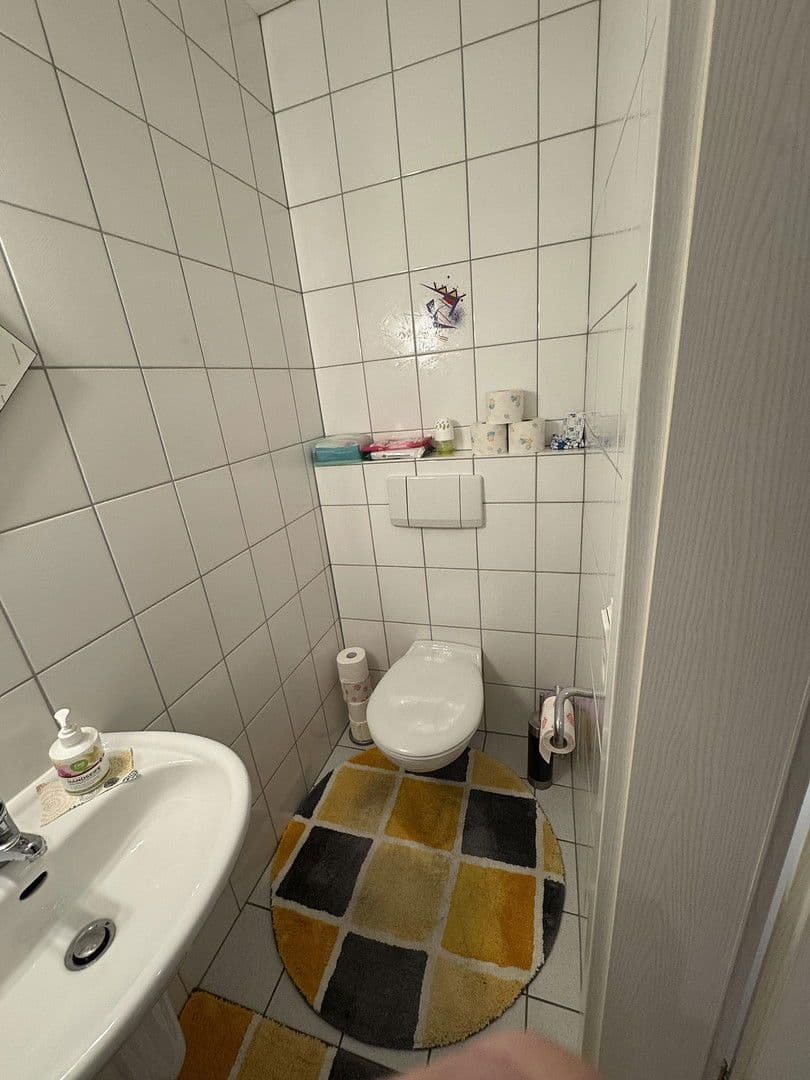 Predaj bytu 6-izbový 76 m², Saarbrücker Straße 51, Attendorn, Severné Porýnie - Westfálsko Predaj bytu 6-izbový 76 m², Saarbrücker Straße 51, Attendorn, Severné Porýnie - Westfálsko