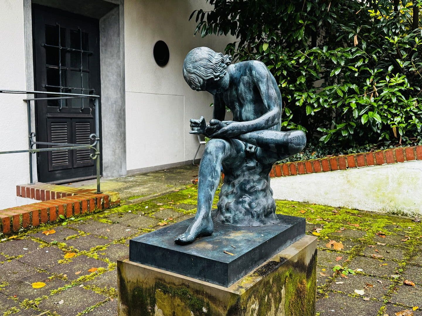 Predaj domu 365 m², pozemek 1.250 m², Saarbrücken, Sársko Predaj domu 365 m², pozemek 1.250 m², Saarbrücken, Sársko