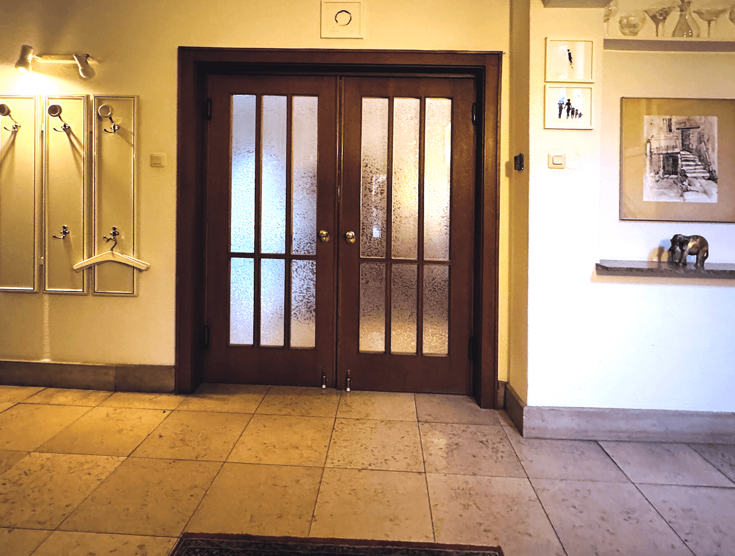 Predaj domu 365 m², pozemek 1.250 m², Saarbrücken, Sársko Predaj domu 365 m², pozemek 1.250 m², Saarbrücken, Sársko