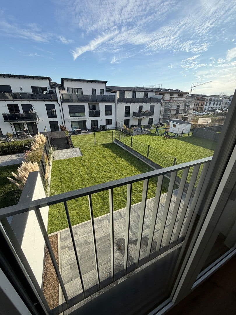 Prenájom domu 200 m², pozemek 60 m², Ofenbach, Hesensko Prenájom domu 200 m², pozemek 60 m², Ofenbach, Hesensko