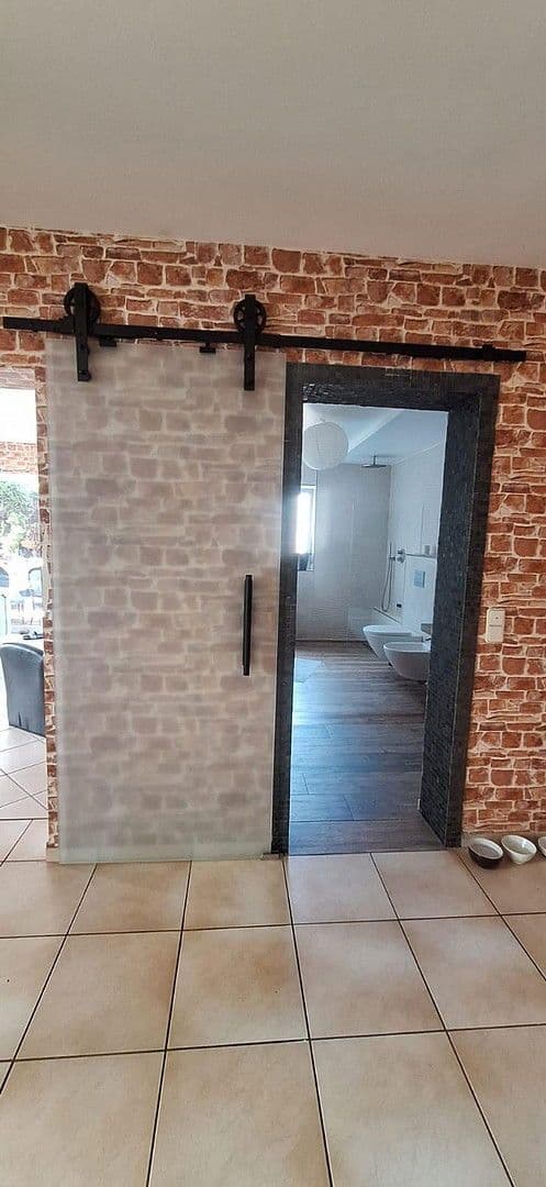 Prenájom bytu 4-izbový 101 m², Framersheim, Porýnie-Falcko Prenájom bytu 4-izbový 101 m², Framersheim, Porýnie-Falcko