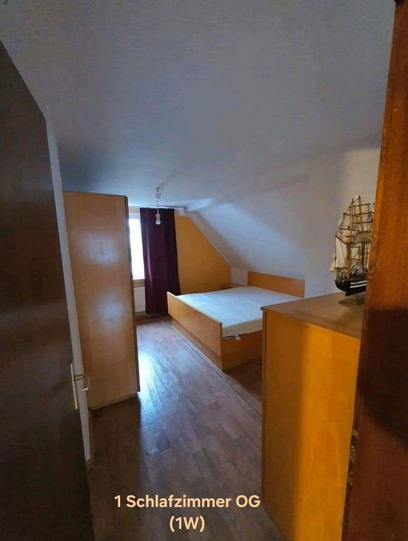 Predaj domu 313 m², pozemek 480 m², Hüllreuthstr 13, Michelau in Oberfranken, Bavorsko Predaj domu 313 m², pozemek 480 m², Hüllreuthstr 13, Michelau in Oberfranken, Bavorsko