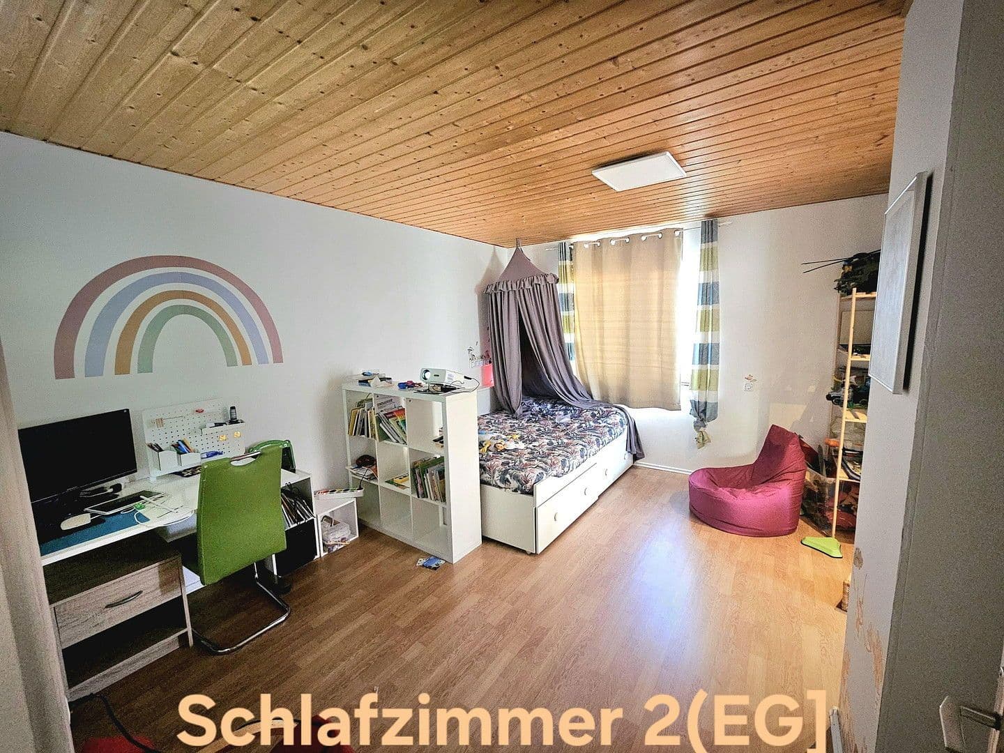 Predaj domu 313 m², pozemek 480 m², Hüllreuthstr 13, Michelau in Oberfranken, Bavorsko Predaj domu 313 m², pozemek 480 m², Hüllreuthstr 13, Michelau in Oberfranken, Bavorsko