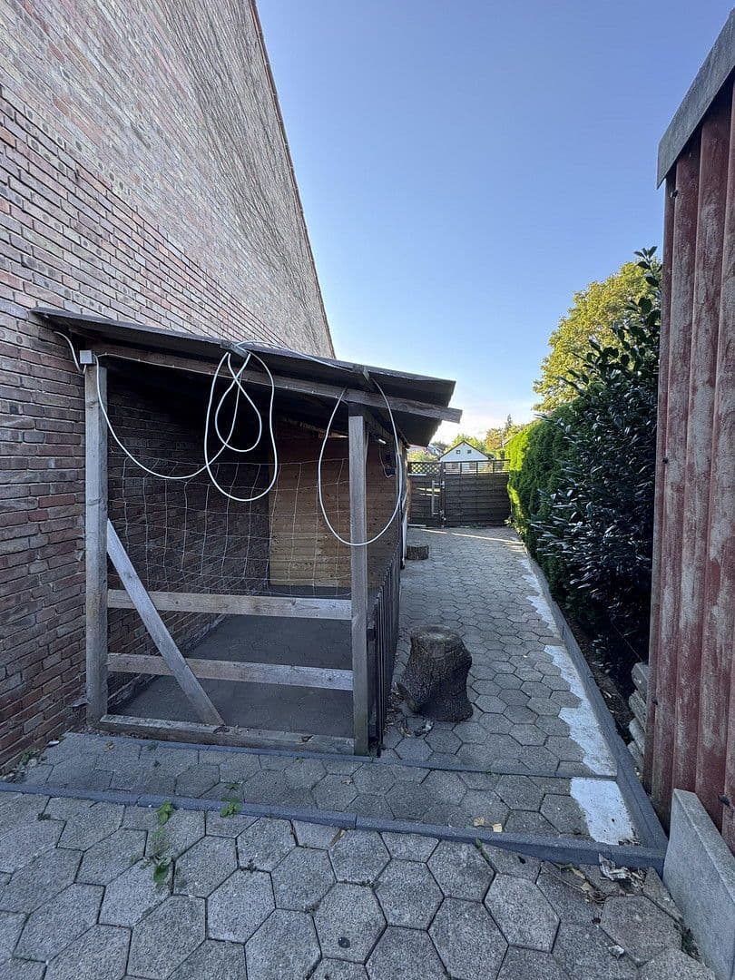 Predaj domu 180 m², pozemek 1.320 m², Uchte, Dolné Sasko Predaj domu 180 m², pozemek 1.320 m², Uchte, Dolné Sasko