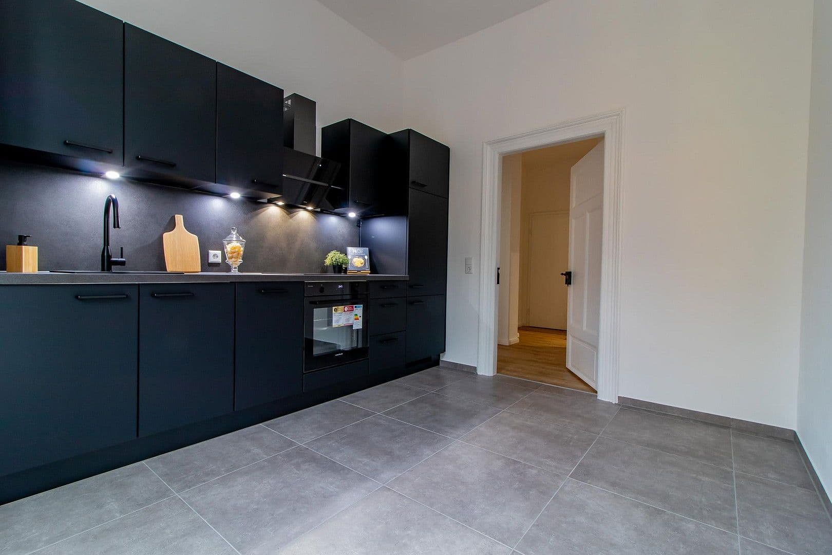 Prenájom bytu 2-izbový 73 m², Chemnitz, Sasko Prenájom bytu 2-izbový 73 m², Chemnitz, Sasko