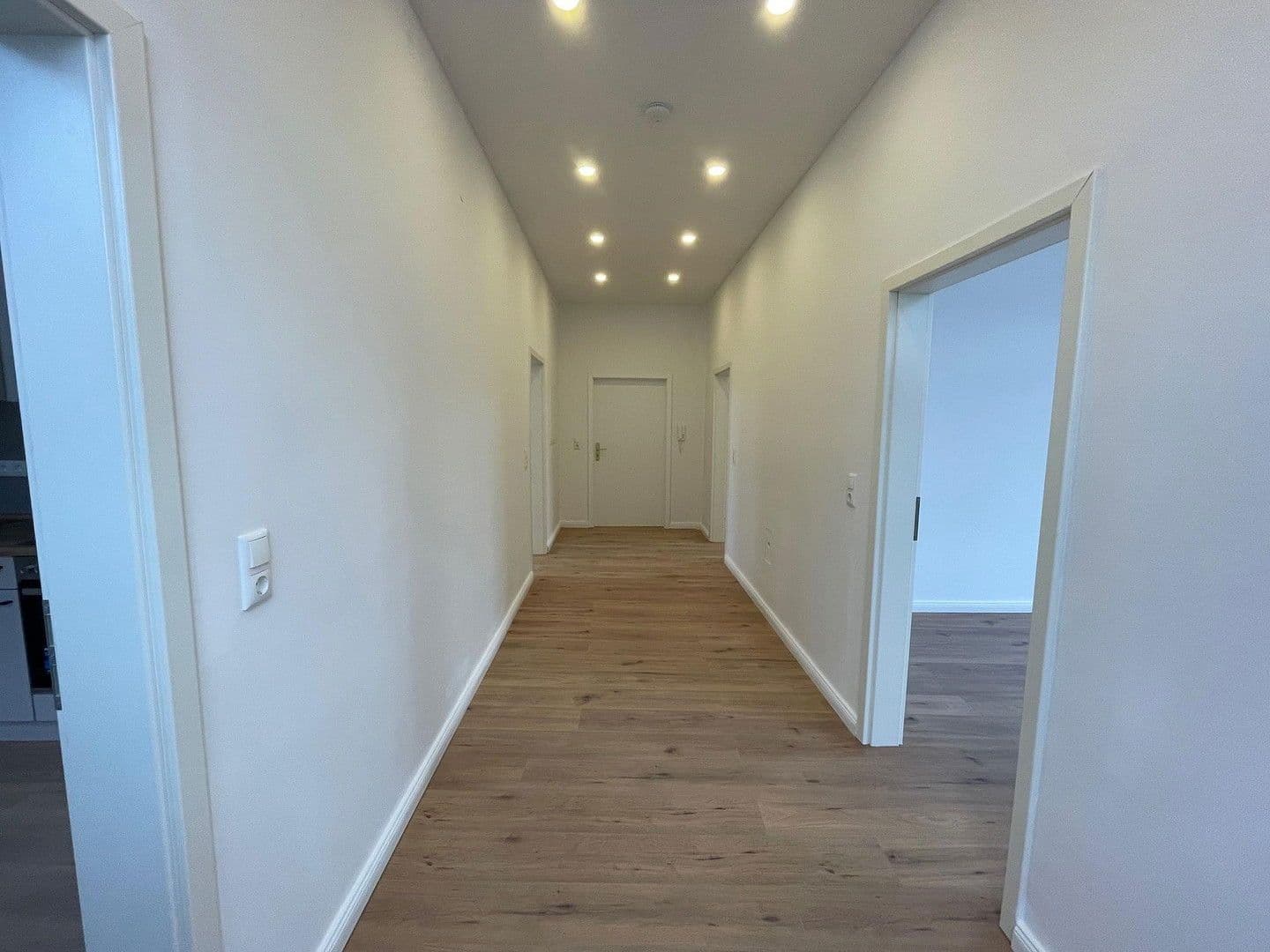 Prenájom bytu 3-izbový 72 m², Mühlenstraße 31, Delmenhorst, Dolné Sasko Prenájom bytu 3-izbový 72 m², Mühlenstraße 31, Delmenhorst, Dolné Sasko