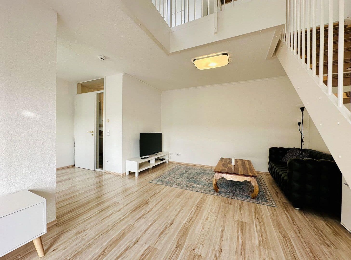 Prenájom bytu 2-izbový 62 m², Parkstr. 89 D, Berlin, Berlín Prenájom bytu 2-izbový 62 m², Parkstr. 89 D, Berlin, Berlín