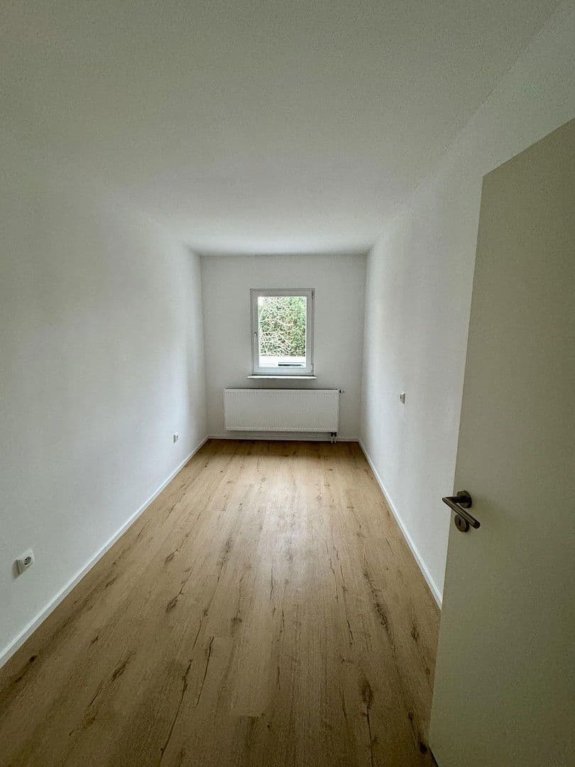 Prenájom bytu 3-izbový 75 m², Rheinstraße 214, Ingelheim am Rhein, Porýnie-Falcko Prenájom bytu 3-izbový 75 m², Rheinstraße 214, Ingelheim am Rhein, Porýnie-Falcko
