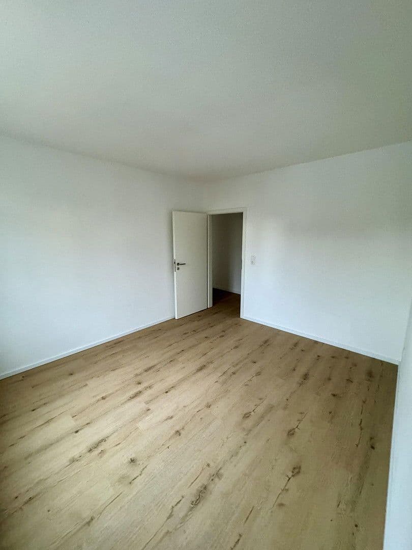 Prenájom bytu 3-izbový 75 m², Rheinstraße 214, Ingelheim am Rhein, Porýnie-Falcko Prenájom bytu 3-izbový 75 m², Rheinstraße 214, Ingelheim am Rhein, Porýnie-Falcko