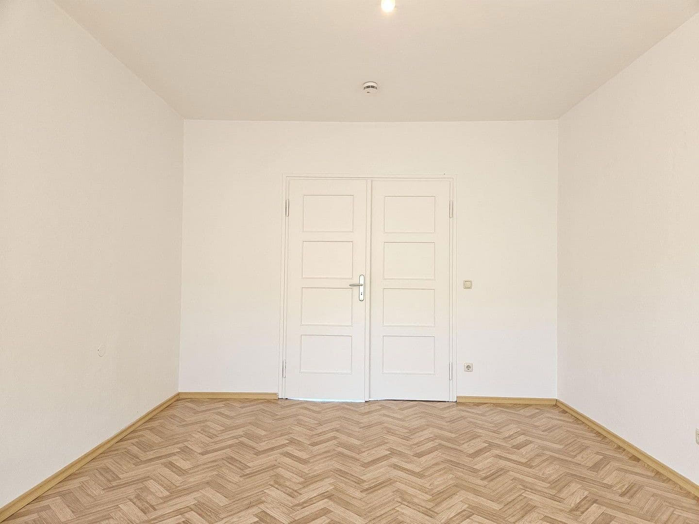 Prenájom bytu 3-izbový 69 m², Paul-Heyse-Straße 19, München, Bavorsko Prenájom bytu 3-izbový 69 m², Paul-Heyse-Straße 19, München, Bavorsko