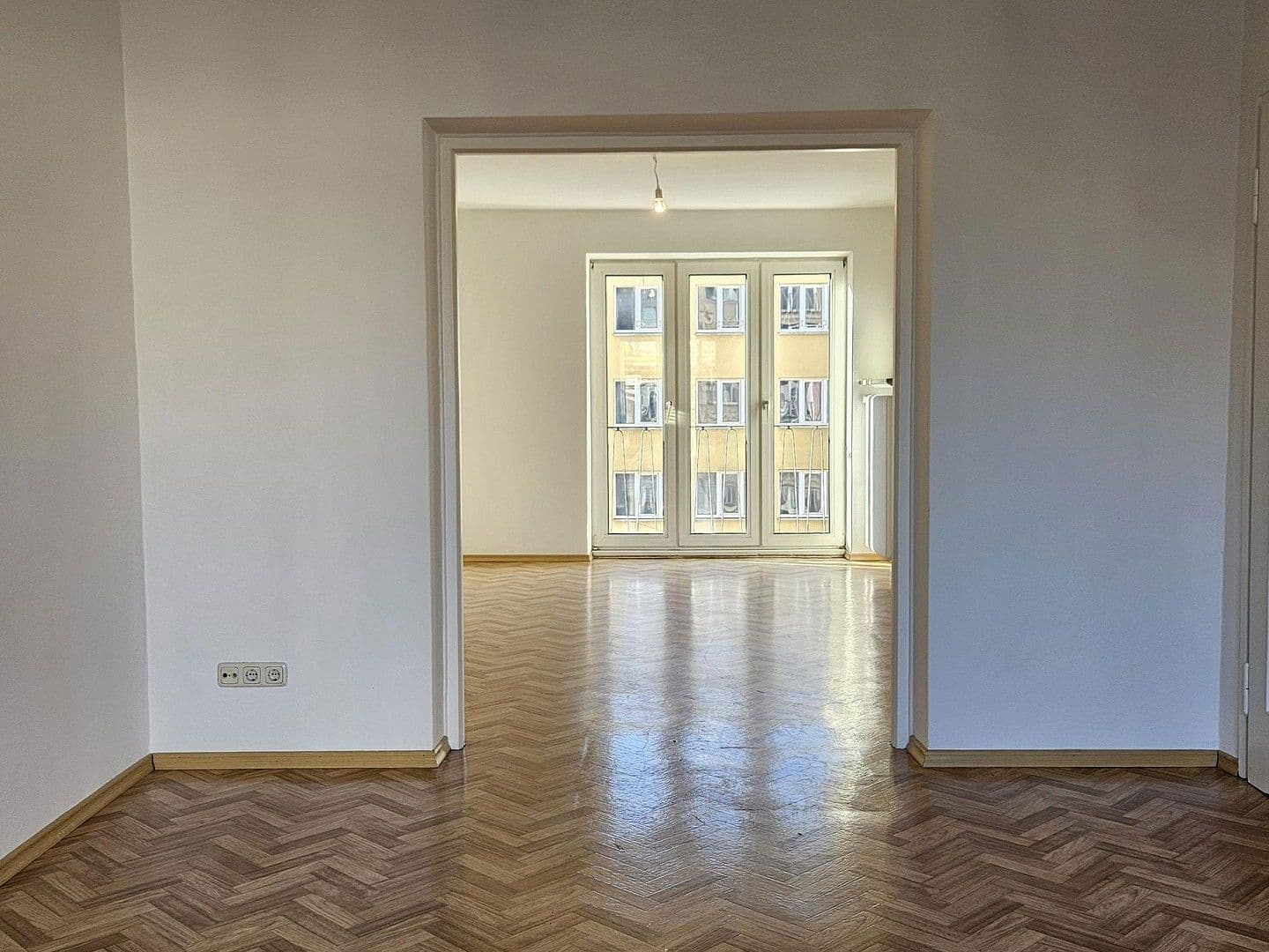 Prenájom bytu 3-izbový 69 m², Paul-Heyse-Straße 19, München, Bavorsko Prenájom bytu 3-izbový 69 m², Paul-Heyse-Straße 19, München, Bavorsko