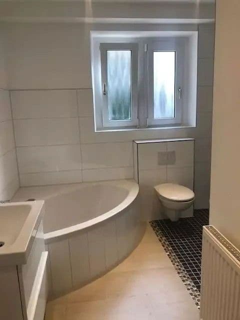 Prenájom bytu 3-izbový 97 m², Köhnstraße 58, Nürnberg, Bavorsko Prenájom bytu 3-izbový 97 m², Köhnstraße 58, Nürnberg, Bavorsko