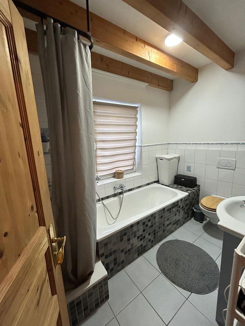 Predaj domu 134 m², pozemek 311 m², Gummersbach, Severné Porýnie - Westfálsko Predaj domu 134 m², pozemek 311 m², Gummersbach, Severné Porýnie - Westfálsko