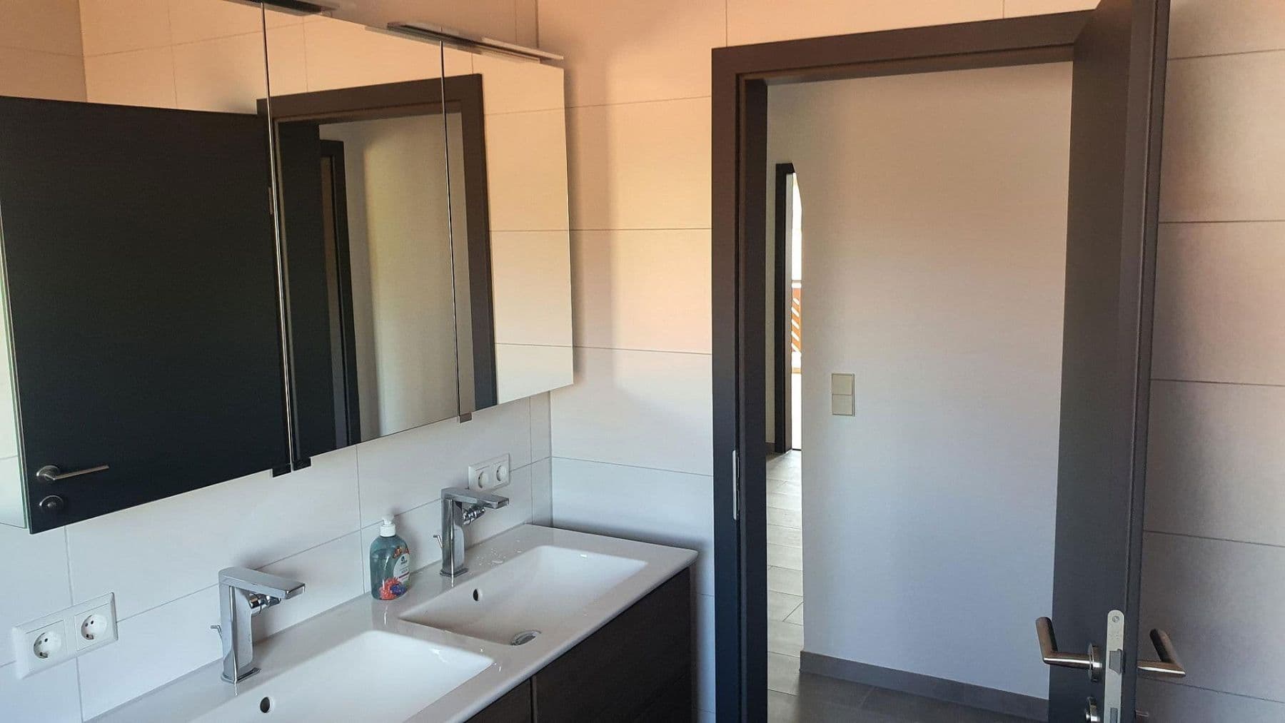 Prenájom bytu 4-izbový 88 m², Rottenburg am Neckar, Bádensko-Wurttembersko Prenájom bytu 4-izbový 88 m², Rottenburg am Neckar, Bádensko-Wurttembersko