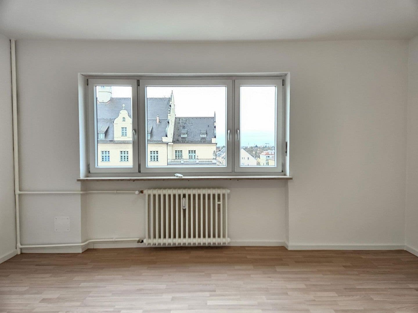 Prenájom bytu 2-izbový 68 m², Agnes-Bernauer-Straße 73, München, Bavorsko Prenájom bytu 2-izbový 68 m², Agnes-Bernauer-Straße 73, München, Bavorsko