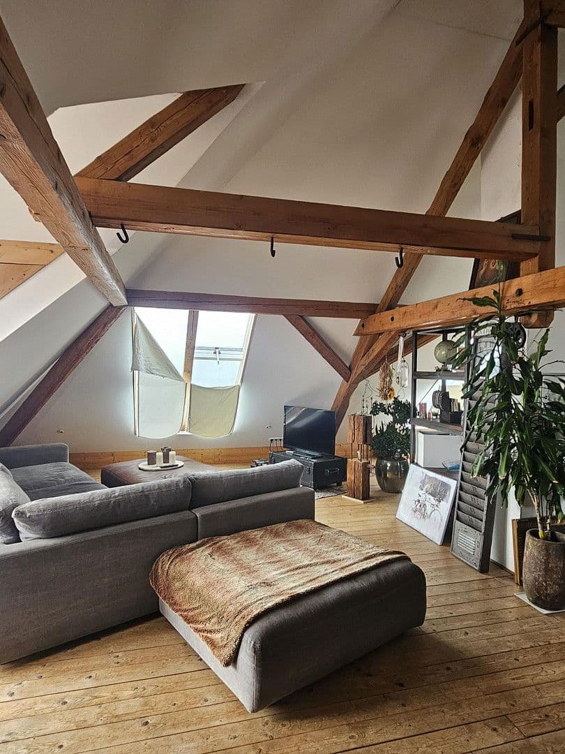 Prenájom bytu 3-izbový 120 m², Müllergasse 1, Geislingen, Bádensko-Wurttembersko Prenájom bytu 3-izbový 120 m², Müllergasse 1, Geislingen, Bádensko-Wurttembersko