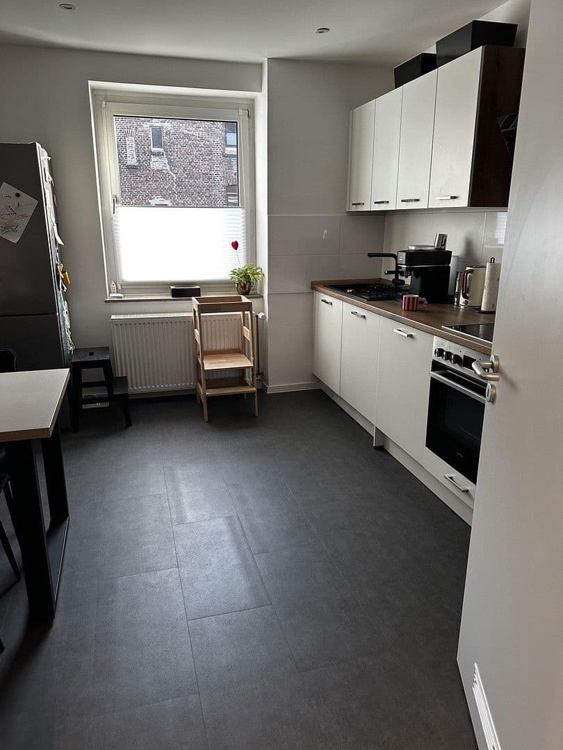 Prenájom bytu 3-izbový 85 m², Ruhrstraße 58, Witten, Severné Porýnie - Westfálsko Prenájom bytu 3-izbový 85 m², Ruhrstraße 58, Witten, Severné Porýnie - Westfálsko