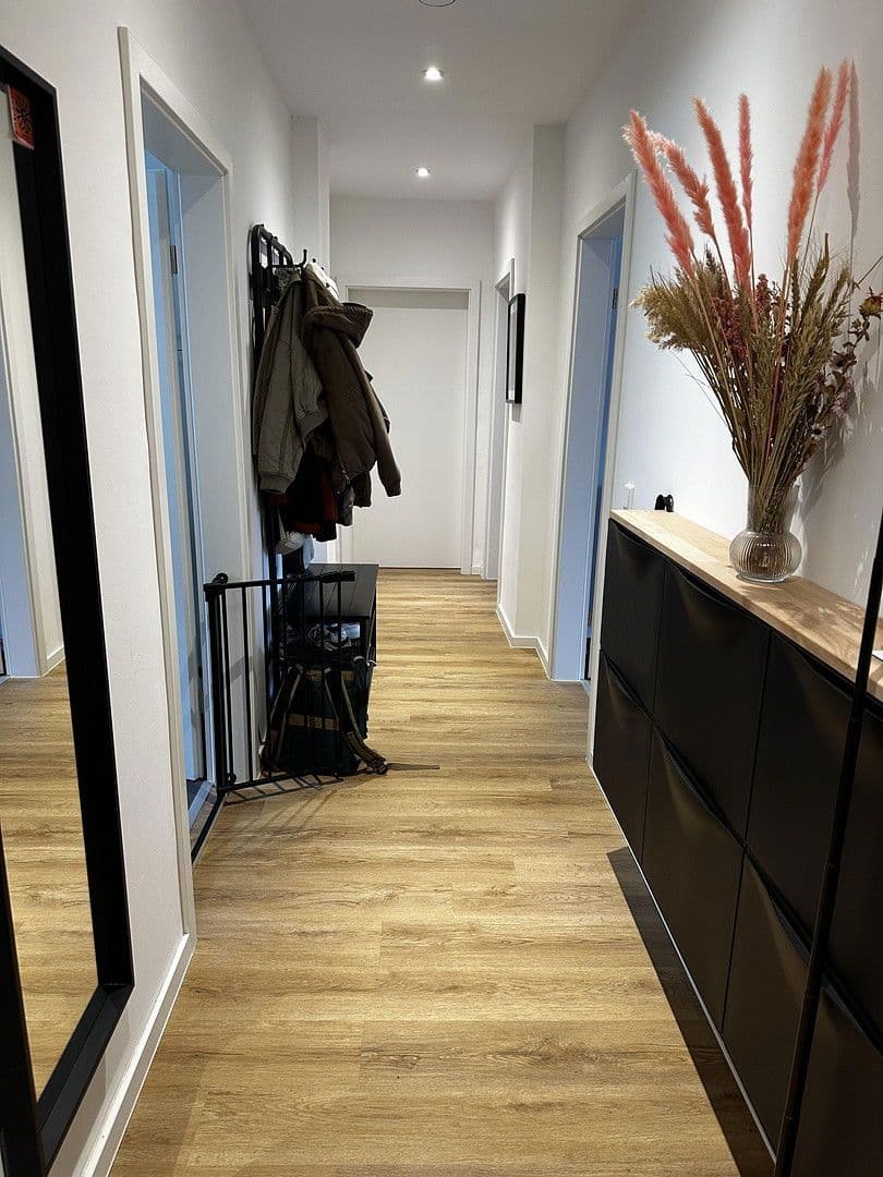 Prenájom bytu 3-izbový 85 m², Ruhrstraße 58, Witten, Severné Porýnie - Westfálsko Prenájom bytu 3-izbový 85 m², Ruhrstraße 58, Witten, Severné Porýnie - Westfálsko