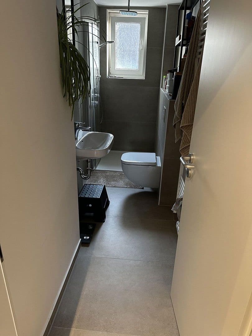 Prenájom bytu 3-izbový 85 m², Ruhrstraße 58, Witten, Severné Porýnie - Westfálsko Prenájom bytu 3-izbový 85 m², Ruhrstraße 58, Witten, Severné Porýnie - Westfálsko