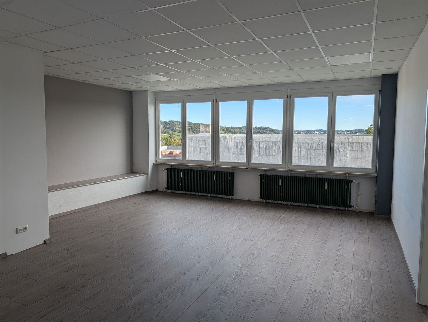 Prenájom kancelárie 460 m², Winzerleite 4, Passau, Bavorsko Prenájom kancelárie 460 m², Winzerleite 4, Passau, Bavorsko