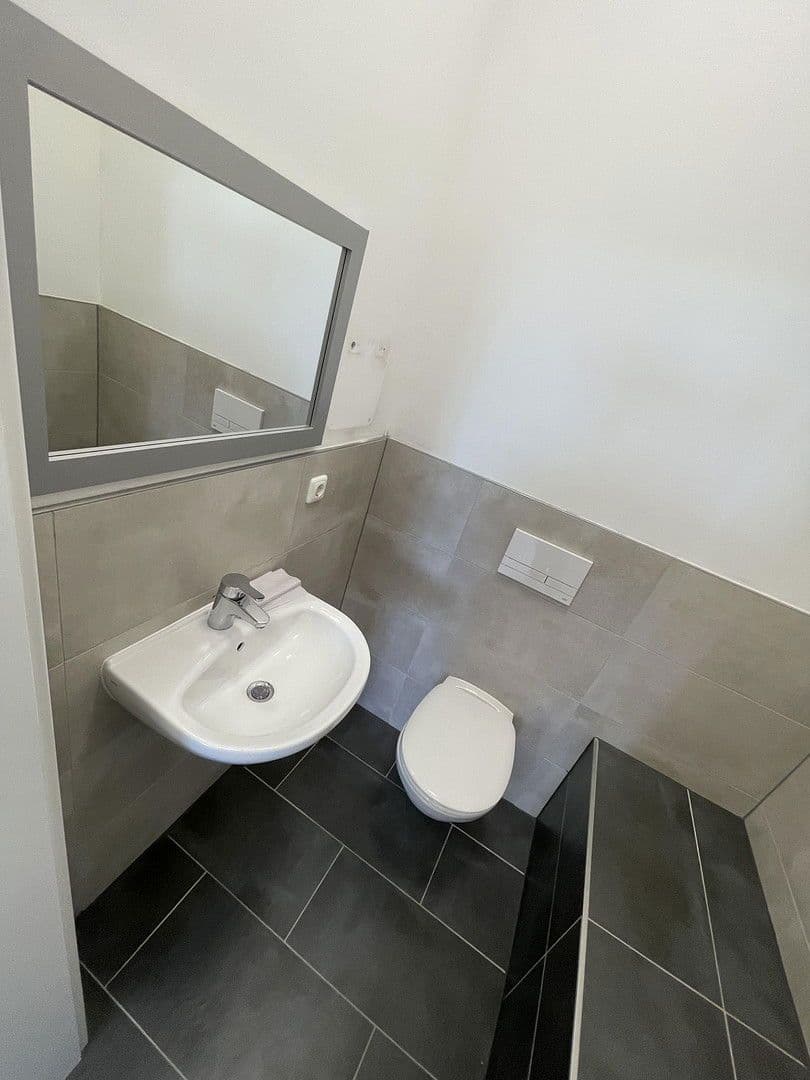 Prenájom kancelárie 460 m², Winzerleite 4, Passau, Bavorsko Prenájom kancelárie 460 m², Winzerleite 4, Passau, Bavorsko