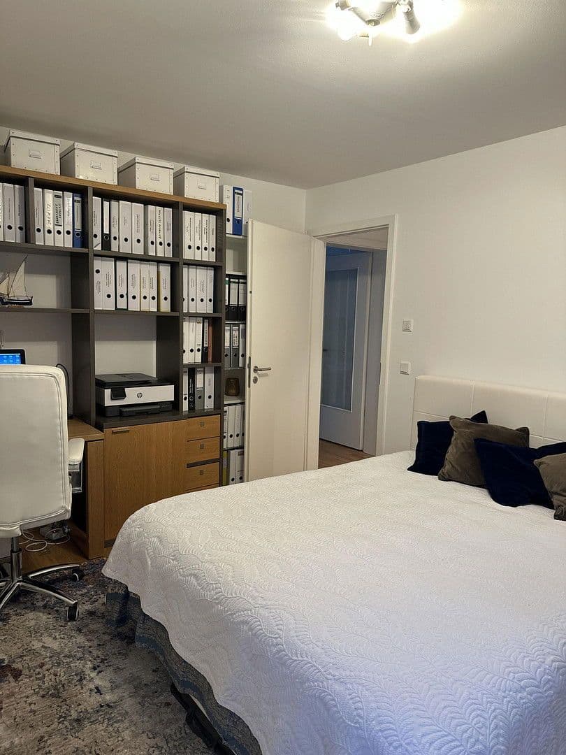 Prenájom bytu 2-izbový 64 m², München, Bavorsko Prenájom bytu 2-izbový 64 m², München, Bavorsko