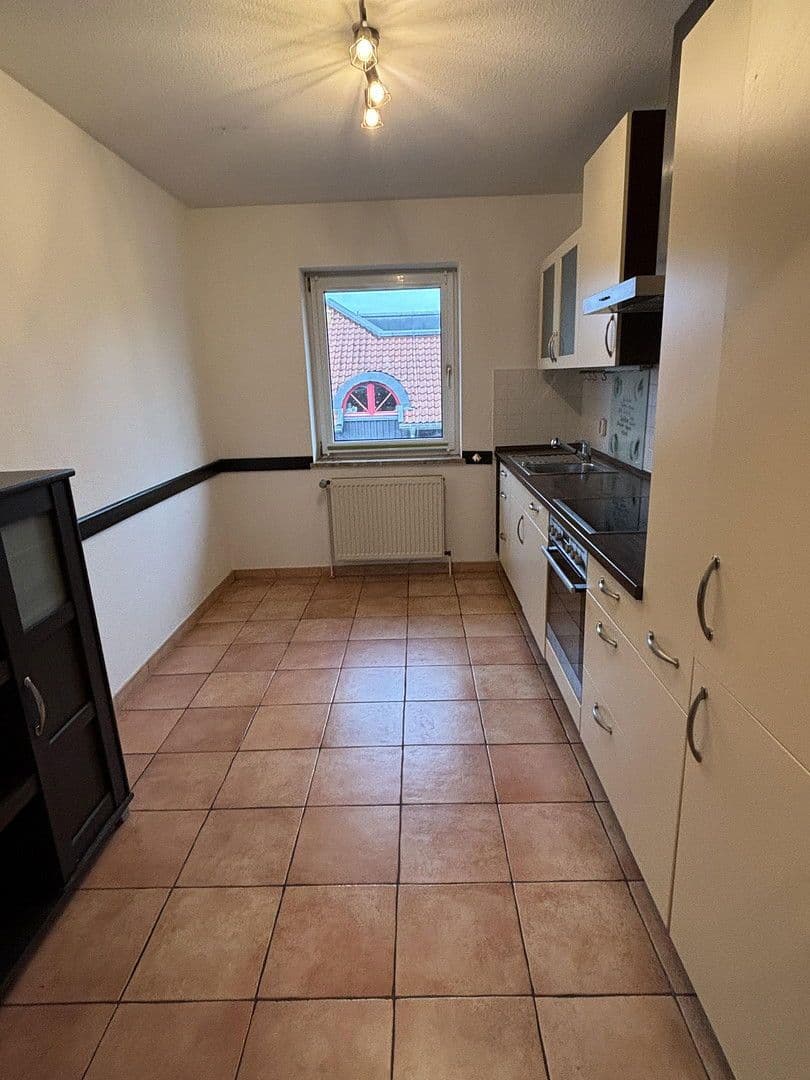 Prenájom bytu 3-izbový 83 m², Celle, Dolné Sasko Prenájom bytu 3-izbový 83 m², Celle, Dolné Sasko