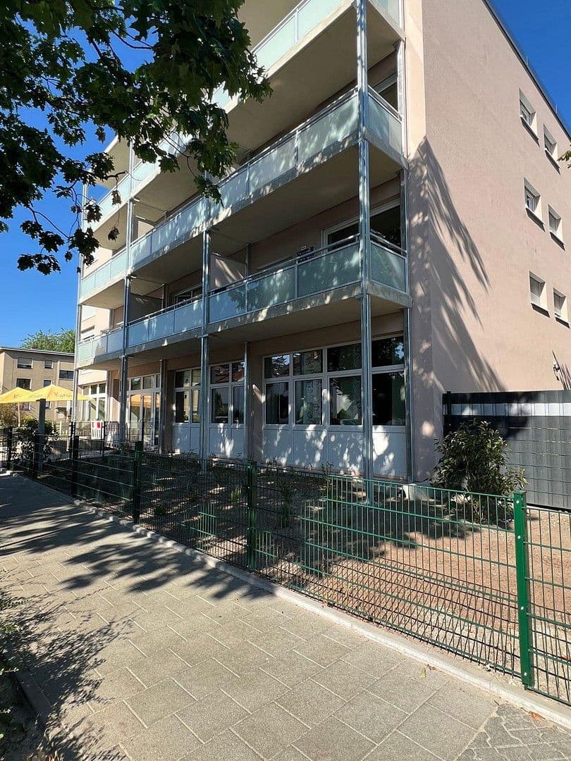 Prenájom kancelárie 128 m², Goerdelerstraße 35, Offenbach, Hesensko Prenájom kancelárie 128 m², Goerdelerstraße 35, Offenbach, Hesensko