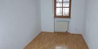 Prenájom domu 110 m², pozemek 175 m², Eichenau, Bavorsko Prenájom domu 110 m², pozemek 175 m², Eichenau, Bavorsko