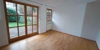 Prenájom domu 110 m², pozemek 175 m², Eichenau, Bavorsko Prenájom domu 110 m², pozemek 175 m², Eichenau, Bavorsko