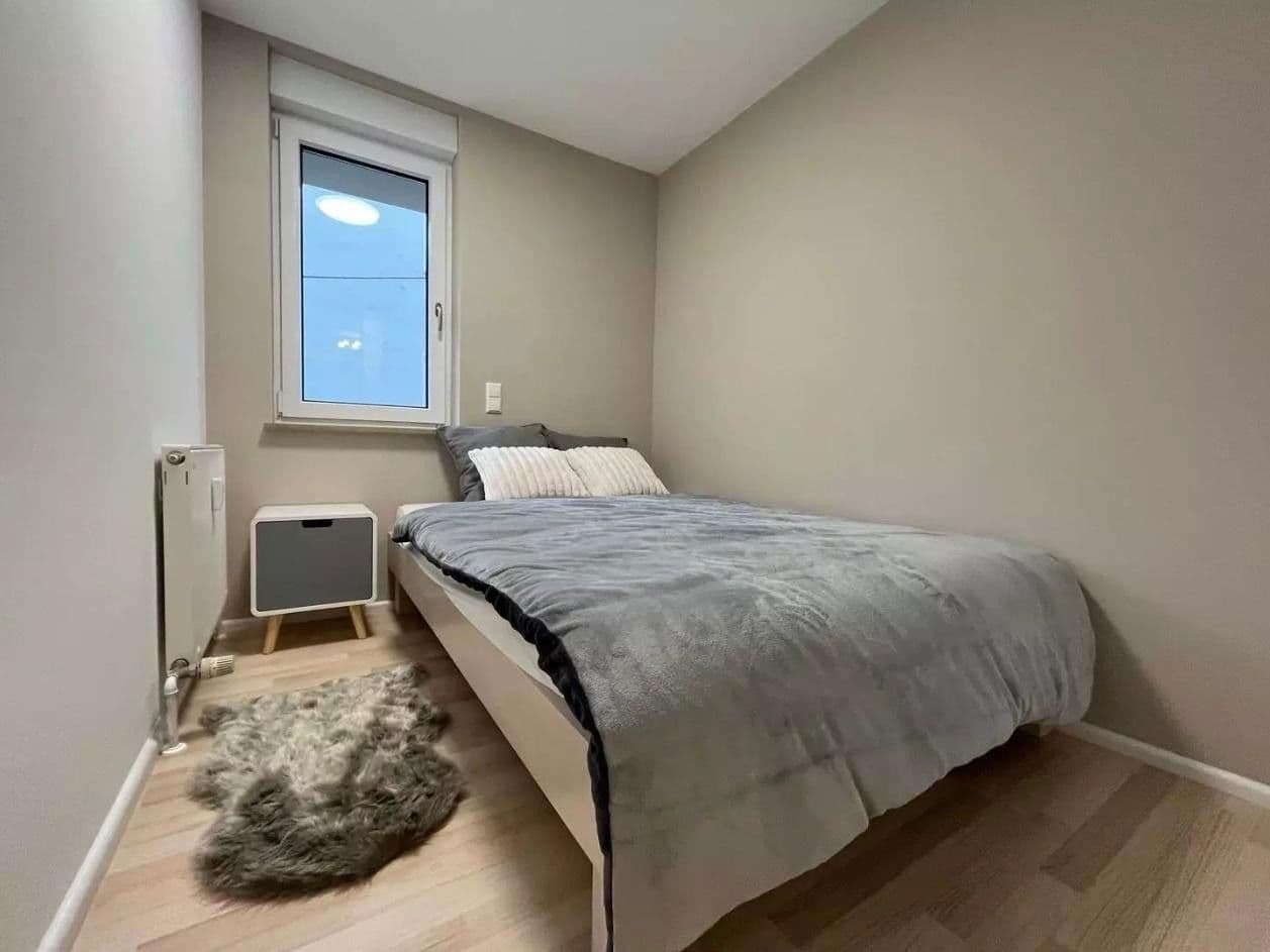 Prenájom bytu 2-izbový 40 m², Stuttgart, Bádensko-Wurttembersko Prenájom bytu 2-izbový 40 m², Stuttgart, Bádensko-Wurttembersko