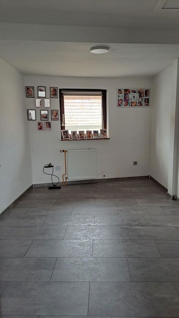 Prenájom bytu 2-izbový 65 m², Darmstädter Str 39, Bickenbach, Hesensko Prenájom bytu 2-izbový 65 m², Darmstädter Str 39, Bickenbach, Hesensko