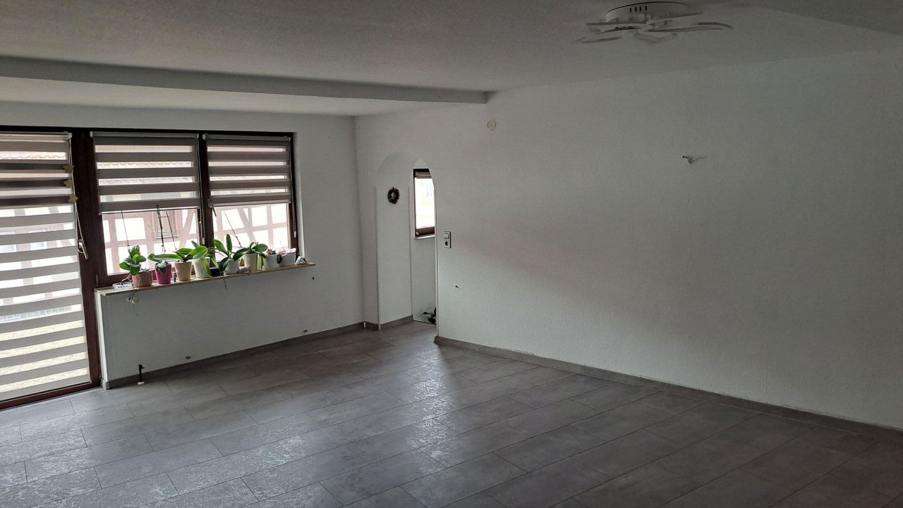 Prenájom bytu 2-izbový 65 m², Darmstädter Str 39, Bickenbach, Hesensko Prenájom bytu 2-izbový 65 m², Darmstädter Str 39, Bickenbach, Hesensko