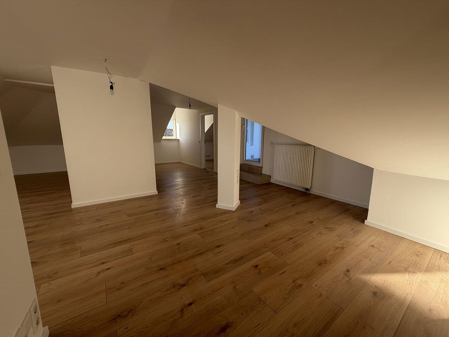 Prenájom bytu 4-izbový 119 m², Pirckheimerstraße, Nürnberg, Bavorsko Prenájom bytu 4-izbový 119 m², Pirckheimerstraße, Nürnberg, Bavorsko