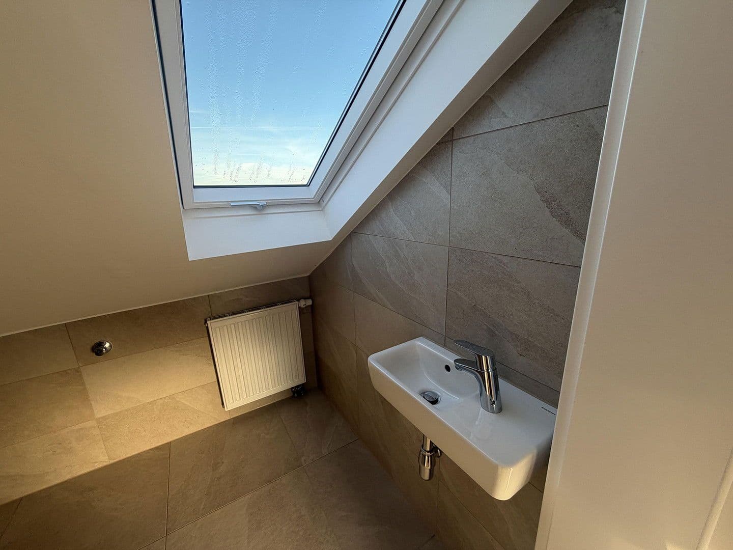 Prenájom bytu 4-izbový 119 m², Pirckheimerstraße, Nürnberg, Bavorsko Prenájom bytu 4-izbový 119 m², Pirckheimerstraße, Nürnberg, Bavorsko