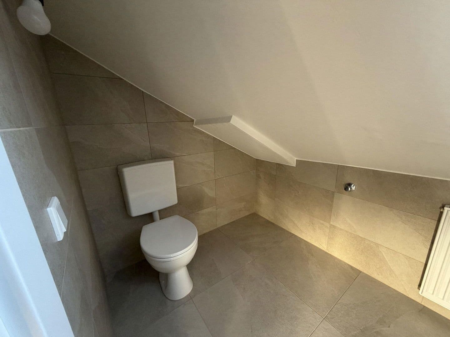 Prenájom bytu 4-izbový 119 m², Pirckheimerstraße, Nürnberg, Bavorsko Prenájom bytu 4-izbový 119 m², Pirckheimerstraße, Nürnberg, Bavorsko