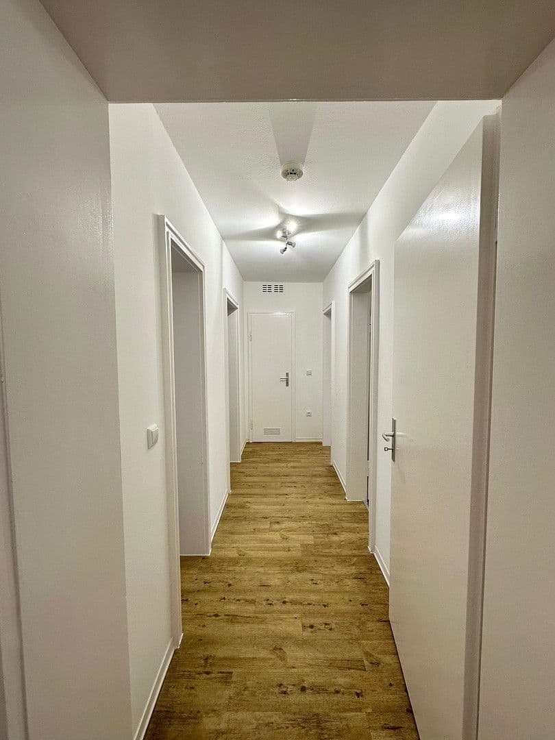 Prenájom bytu 110 m², Euler-Chelpin-Str, Augsburg, Bavorsko Prenájom bytu 110 m², Euler-Chelpin-Str, Augsburg, Bavorsko