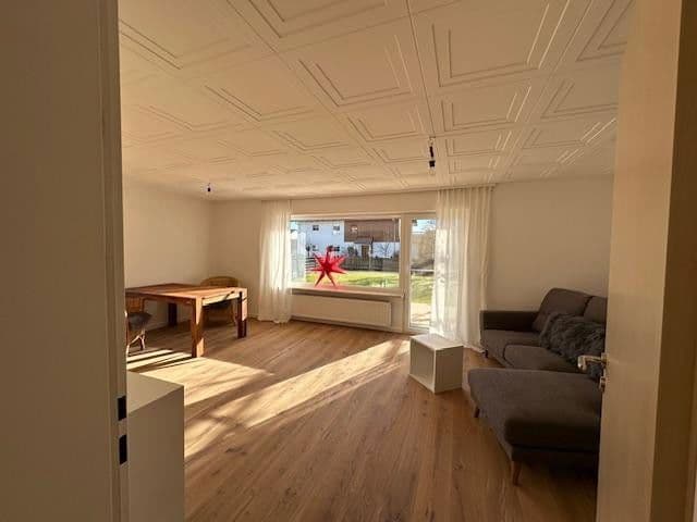 Prenájom bytu 3-izbový 95 m², Brunnthal, Bavorsko Prenájom bytu 3-izbový 95 m², Brunnthal, Bavorsko