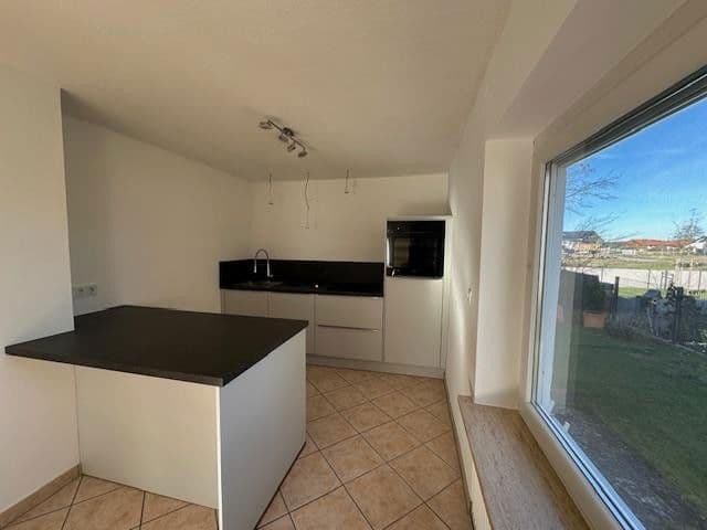 Prenájom bytu 3-izbový 95 m², Brunnthal, Bavorsko Prenájom bytu 3-izbový 95 m², Brunnthal, Bavorsko